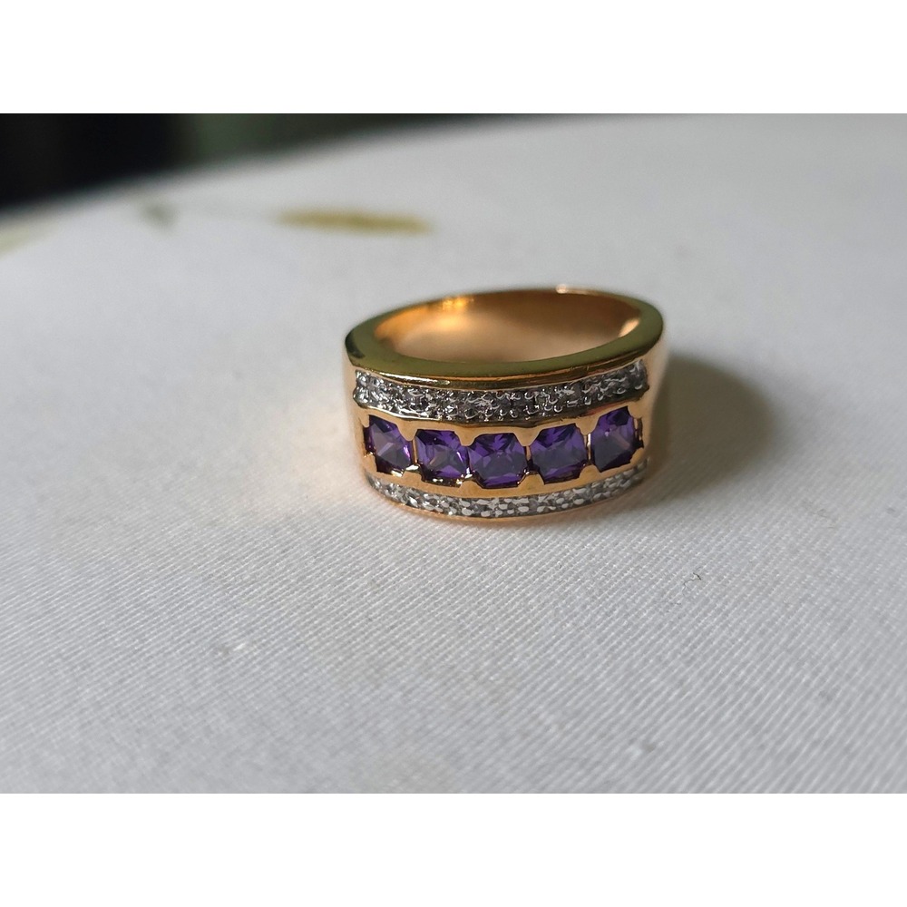 Vintage Gold Tone Flush Set Ring Purple Square Stones Clear Accents Size 8 - Picture 6 of 7